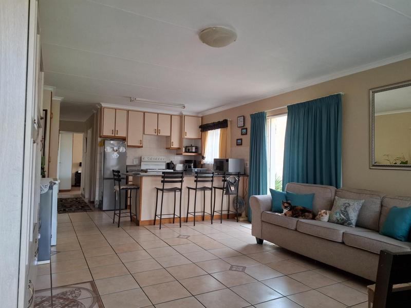 To Let 3 Bedroom Property for Rent in Fairview Golf Estate Western Cape